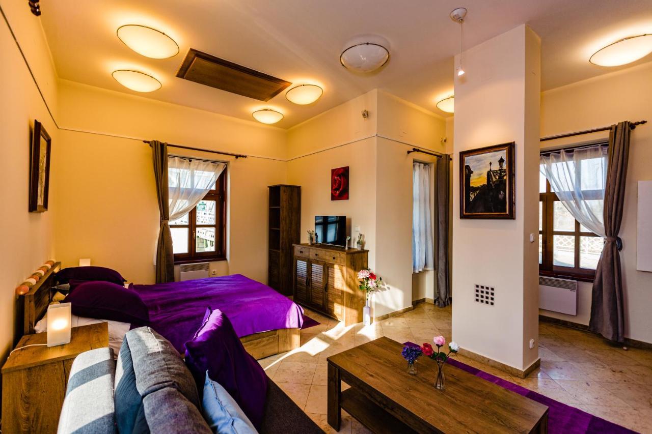 Bridge Apartment Estergon Dış mekan fotoğraf