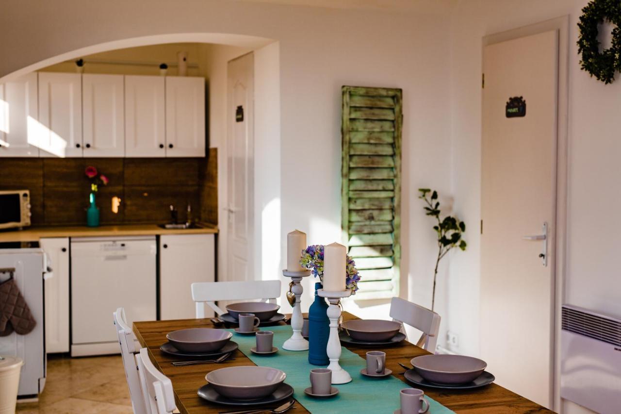 Bridge Apartment Estergon Dış mekan fotoğraf