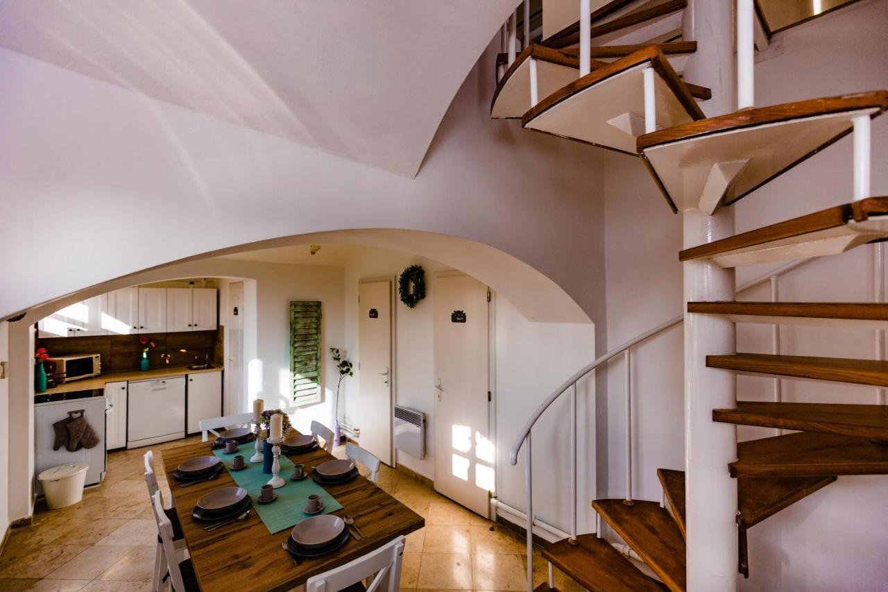 Bridge Apartment Estergon Dış mekan fotoğraf